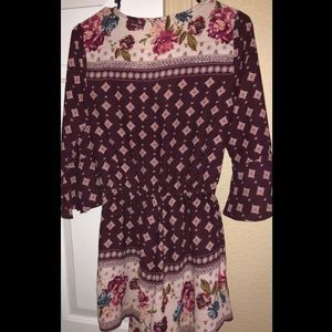 Floral romper!! Perfect condition (: